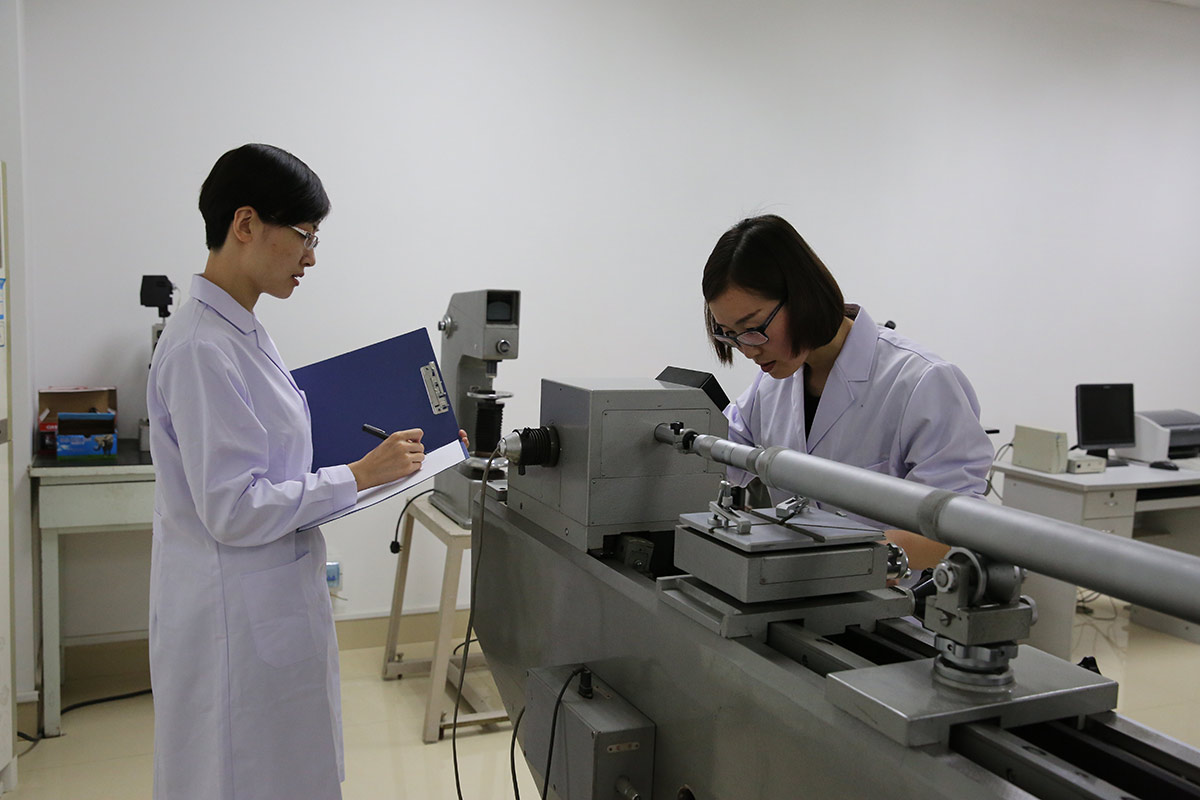 Máy ép kiện bông Máy ép kiện bông