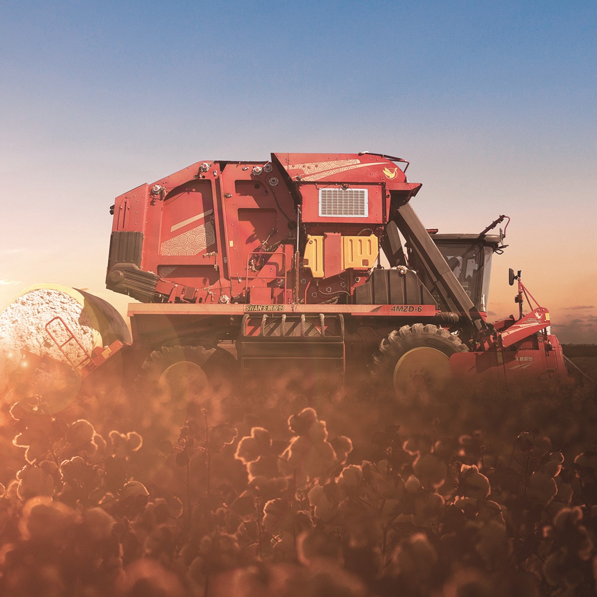 Cotton harvest machine with baler 