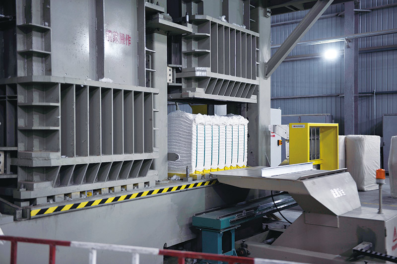 Máy đóng kiện bông thủy lực